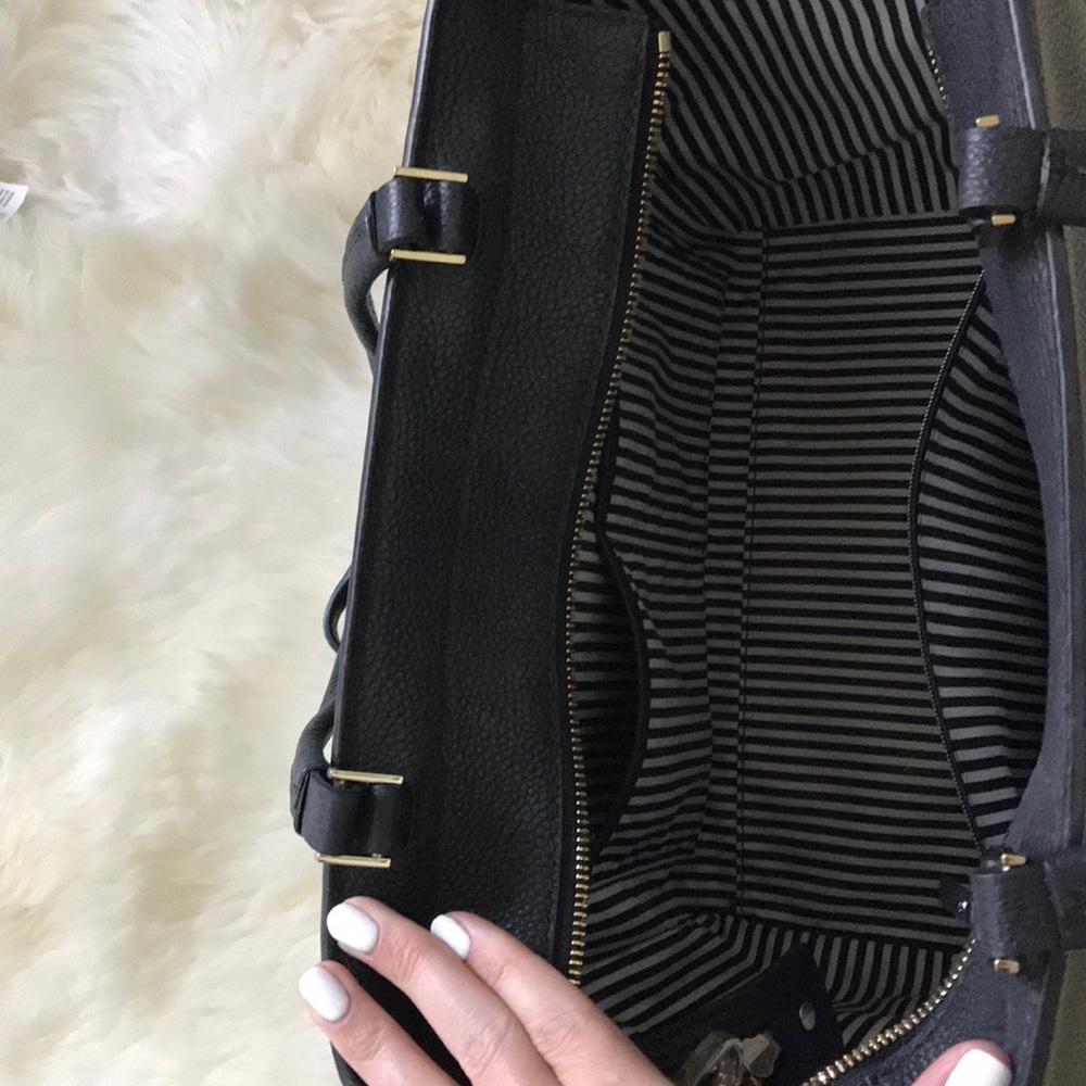 Kate Spade purse - Picture 2 of 4